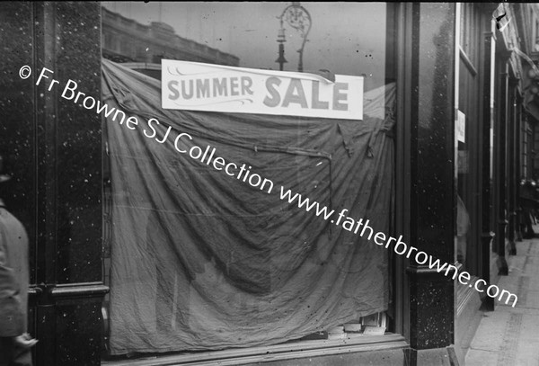 O'CONNELL STREET CLERY'S STORE SUMMER SALE